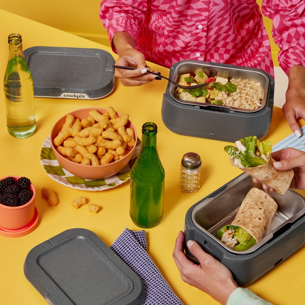 crock-pot-go-portable-food-warmer-electric-lunch-box-with-detachable-cord-k2 DC-39029-Crockpot_CPGO-ATF03-nogfx
