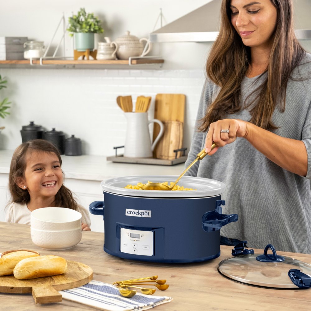 crock-pot-design-series-7-quart-cook-and-carry-slow-cooker-poseidon-programmable-slow-cooker-with-locking-lid-l4 DC-39109-Crockpot_2022FallDesigns-Poseidon-ATF02-nogfx