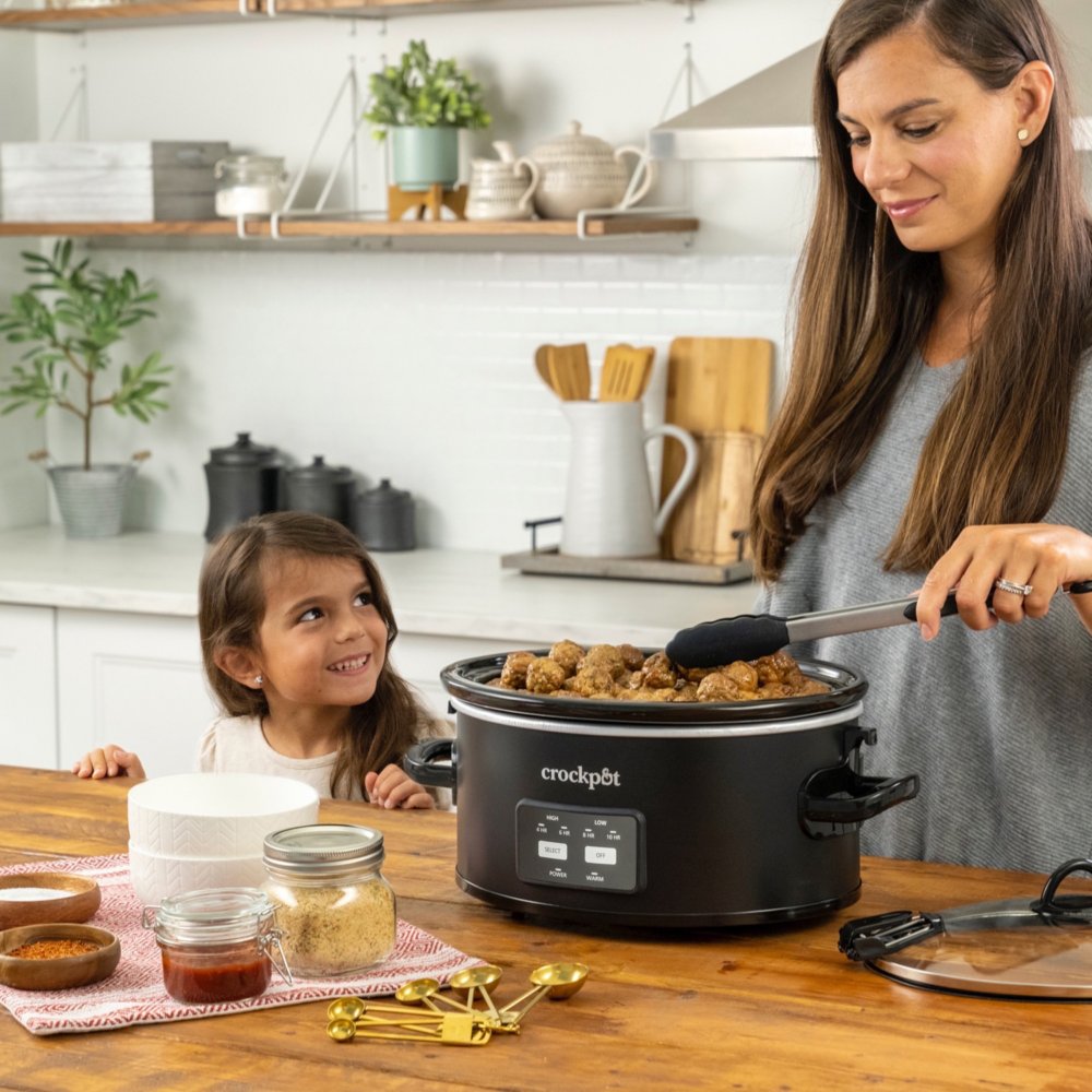 crock-pot-one-touch-control-6-quart-cook-and-carry-slow-cooker-matte-black-o0 Resized_2125185-3